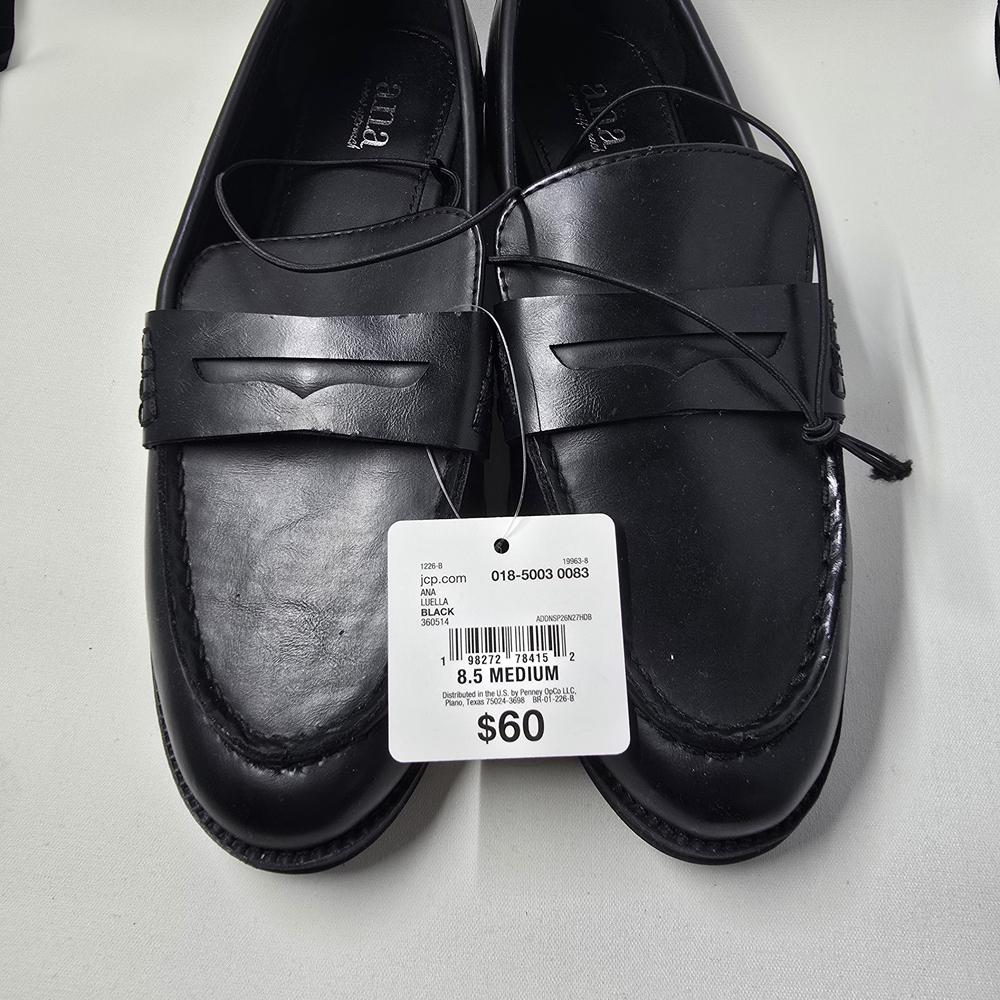 Elegant Black Leather Loafers